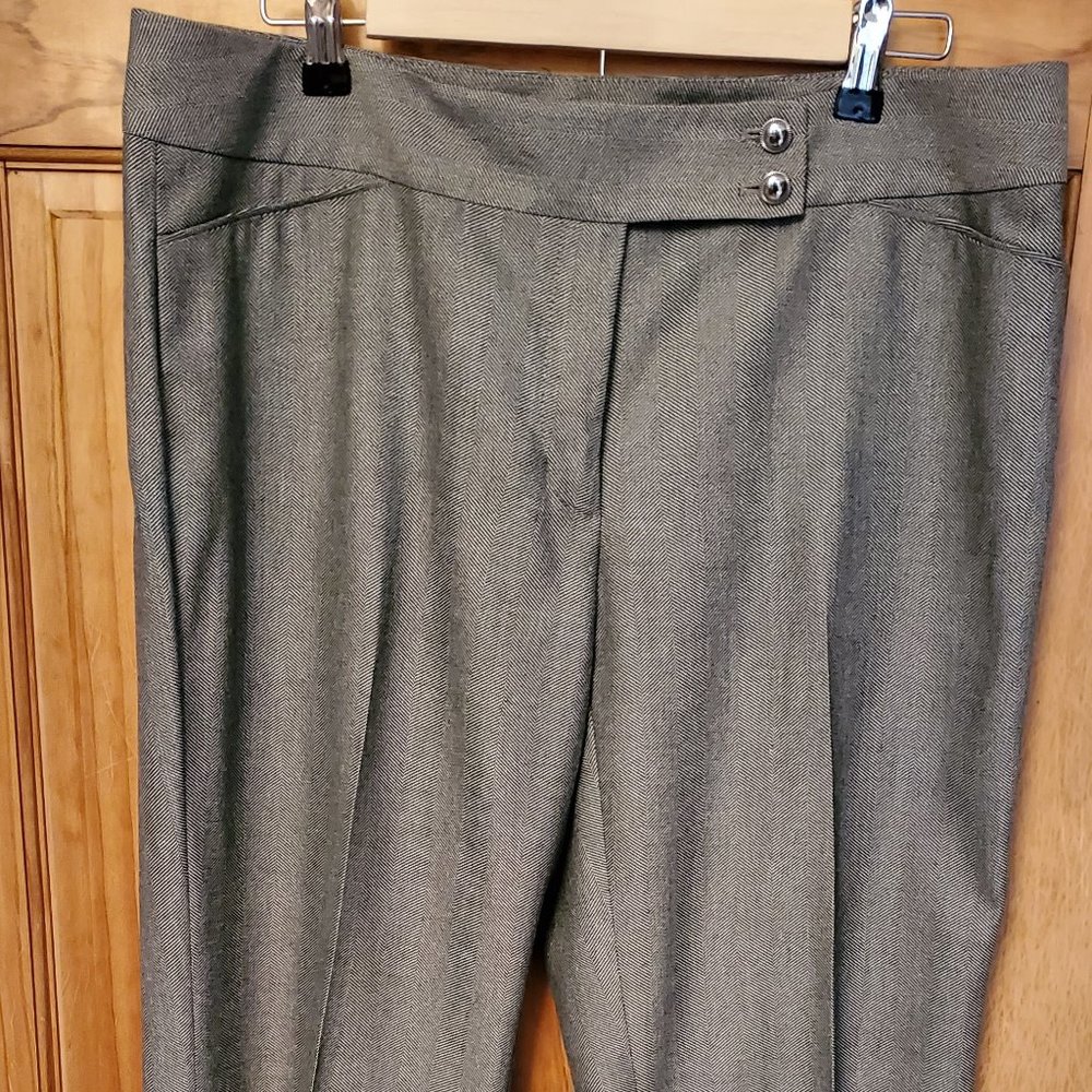 White House Black Market Black/White Pants